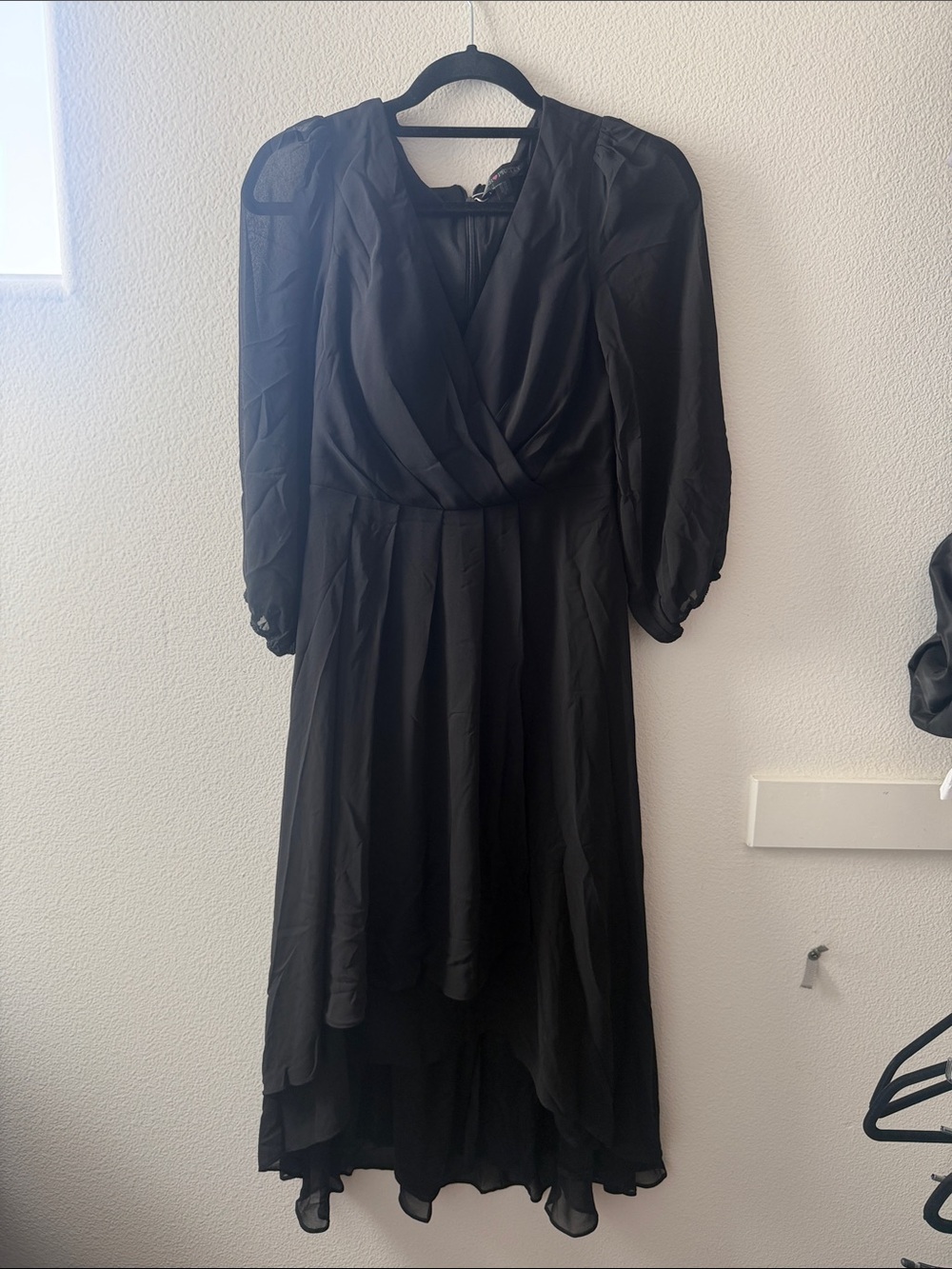 Black V-Neck Long Sleeve Midi Dress - Brand